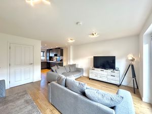 Photo 16- click for photo gallery